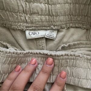 Khaki/tan pants